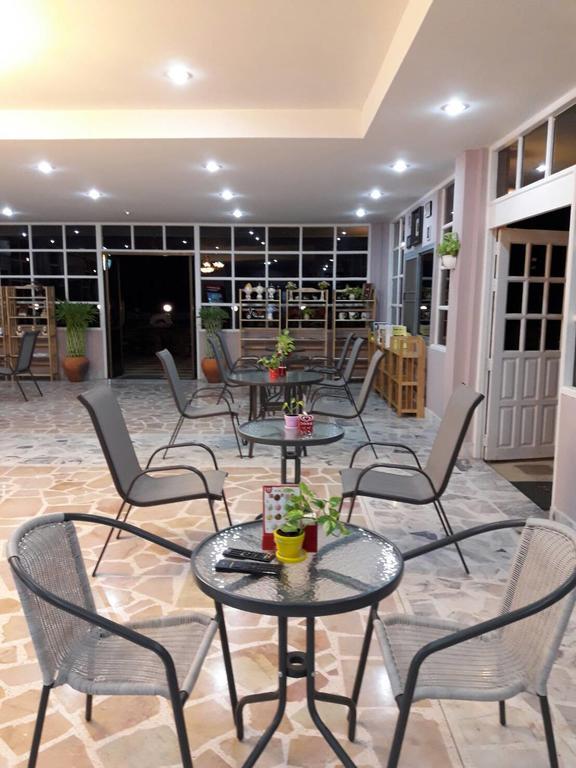 فندق Baan Suan Geb Tawan Lop Buri المظهر الخارجي الصورة